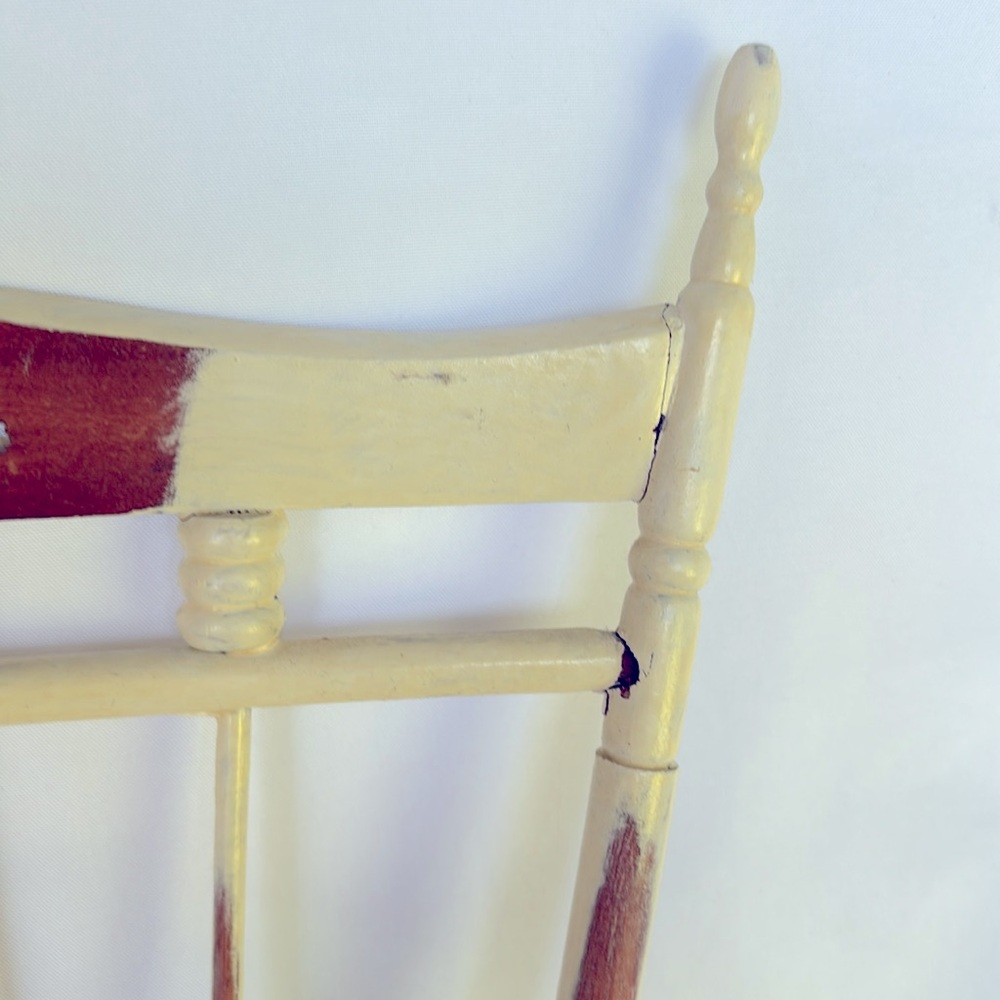 VINTAGE 2001 ETHAN ALLEN FRENCH COUNTRY Wooden Rocking Chair in Cream and Brown - Picture 6 of 10